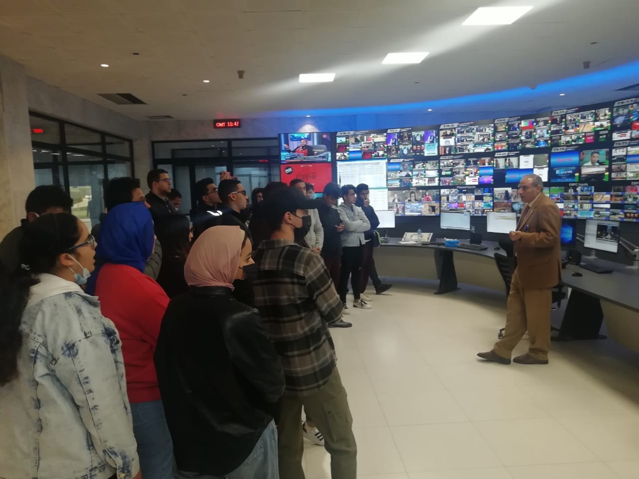 A visit from a group of students at the Faculty of Engineering, El Alamein Branch, to the headquarters of the Nilesat company