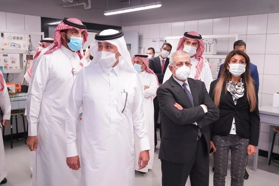 The Saudi Minister of Transportation visits the branch of the Arab Academy in the Smart Village.