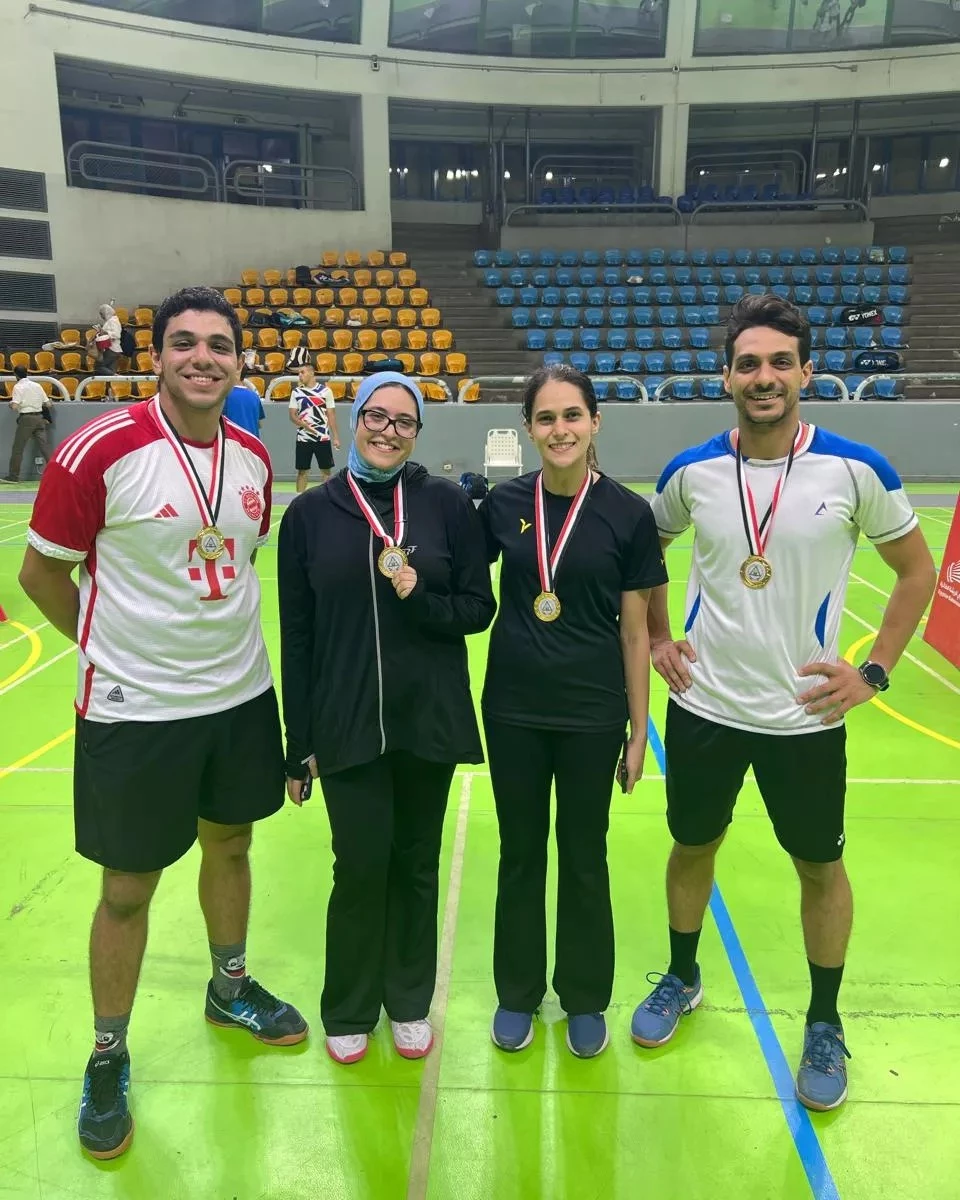 The players of the heliolido club are crowned with the gold of the Republic's Badminton Championship in the all-around team competitions