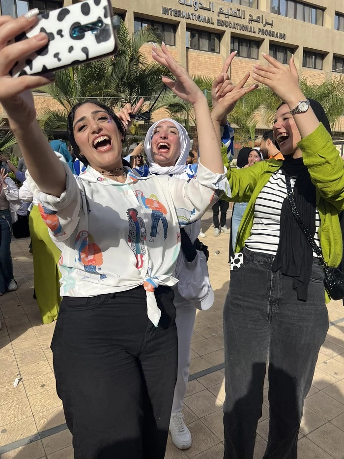 The Department of Cultural and Social Activity in Miami organized PHOTO DAY at the end of the semester for students of the Faculties of Management, Language, and Media on: 5/26/20243