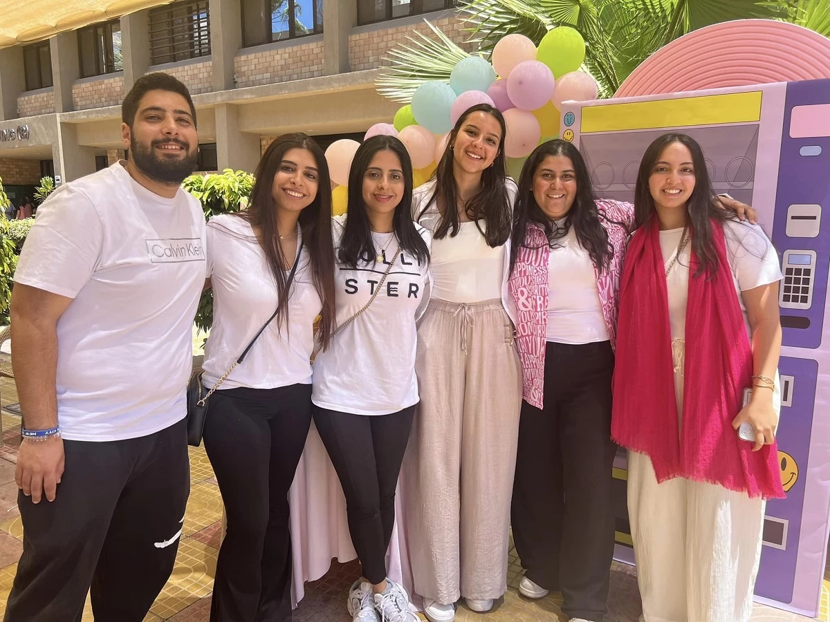 The Department of Cultural and Social Activities in Miami, in cooperation with the Head of the Marketing Department, organized a celebration on the occasion of the conclusion of the presentation of student projects in the department, with the participation of Professor Dr. Head of the Marketing Department, on: 5/29/2024.14