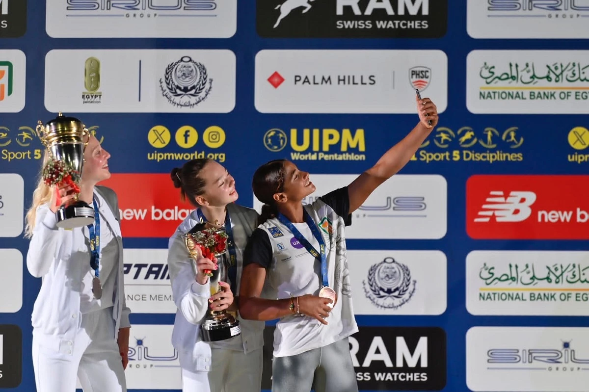 His Excellency Professor Dr. Ismail Abdel Ghaffar, President of the Academy, and Dr. Ashraf Sobhi, Minister of Youth and Sports, witnessed the distribution of medals for the World Junior Modern Pentathlon Championship, which was held on the stadiums The Arab Academy for Science, Technology and Maritime Transport in Alexandria during the period (25-30) June 202416