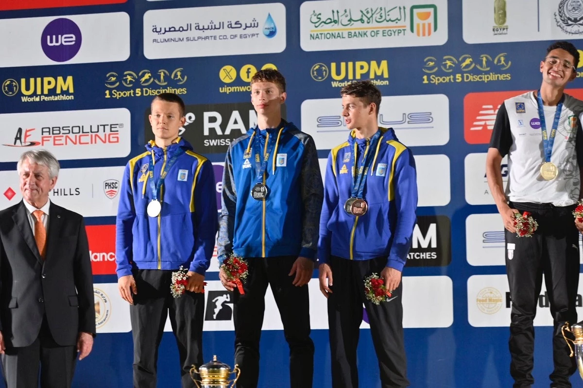 His Excellency Professor Dr. Ismail Abdel Ghaffar, President of the Academy, and Dr. Ashraf Sobhi, Minister of Youth and Sports, witnessed the distribution of medals for the World Junior Modern Pentathlon Championship, which was held on the stadiums The Arab Academy for Science, Technology and Maritime Transport in Alexandria during the period (25-30) June 202411