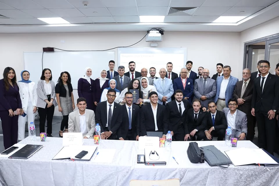 AASTMT President Inspects Graduation Projects of Artificial Intelligence Students in Alamein