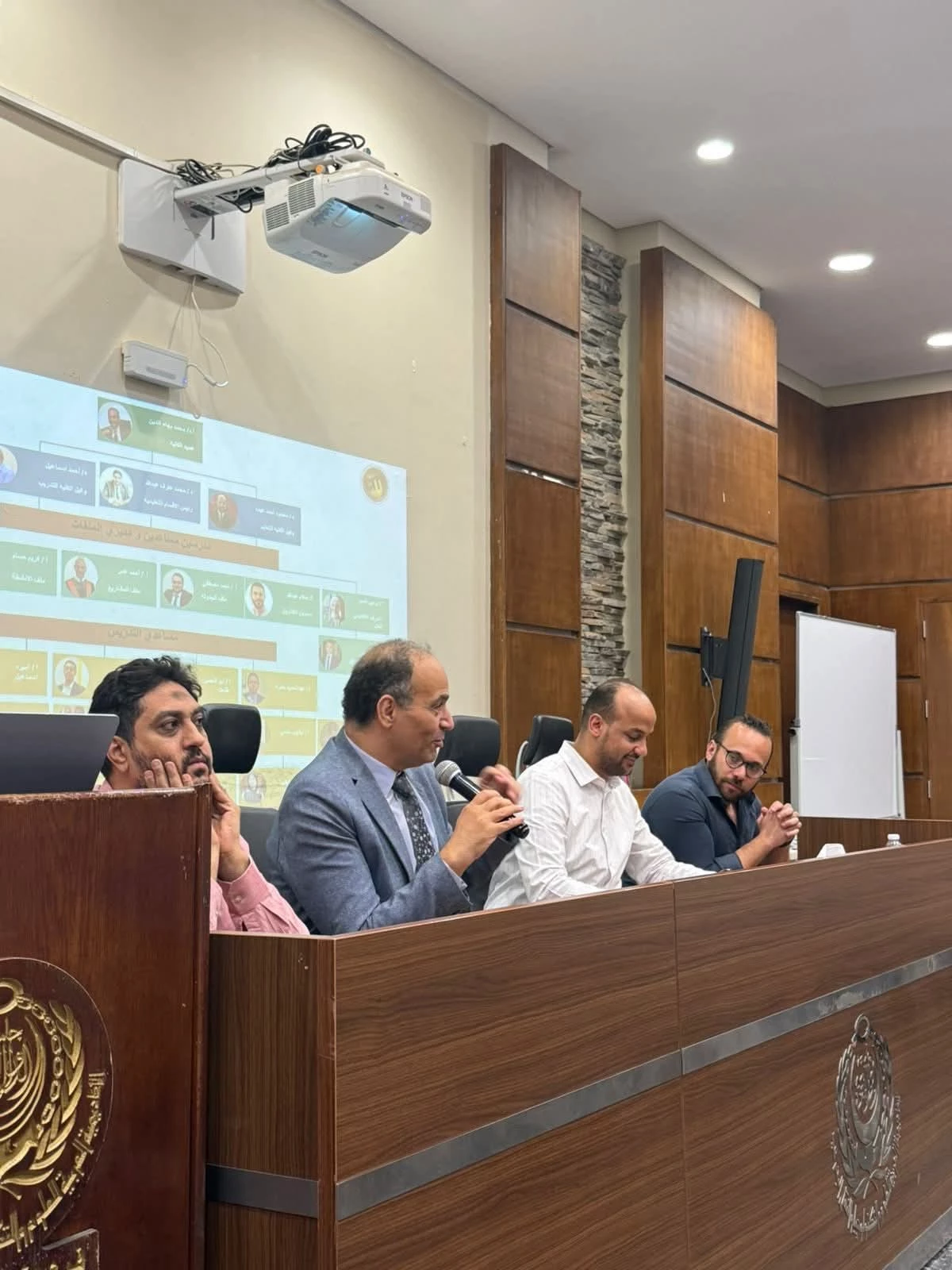 Dean Welcomes New Students in a Community-Building Gathering at CITL South Valley8