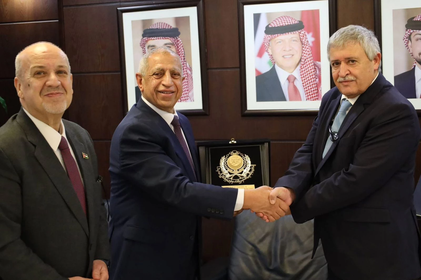 وزير النقل الأردني يستقبل رئيس الأكاديمية العربية للعلوم والتكنولوجيا والنقل البحري لبحث آفاق التعاون المشترك