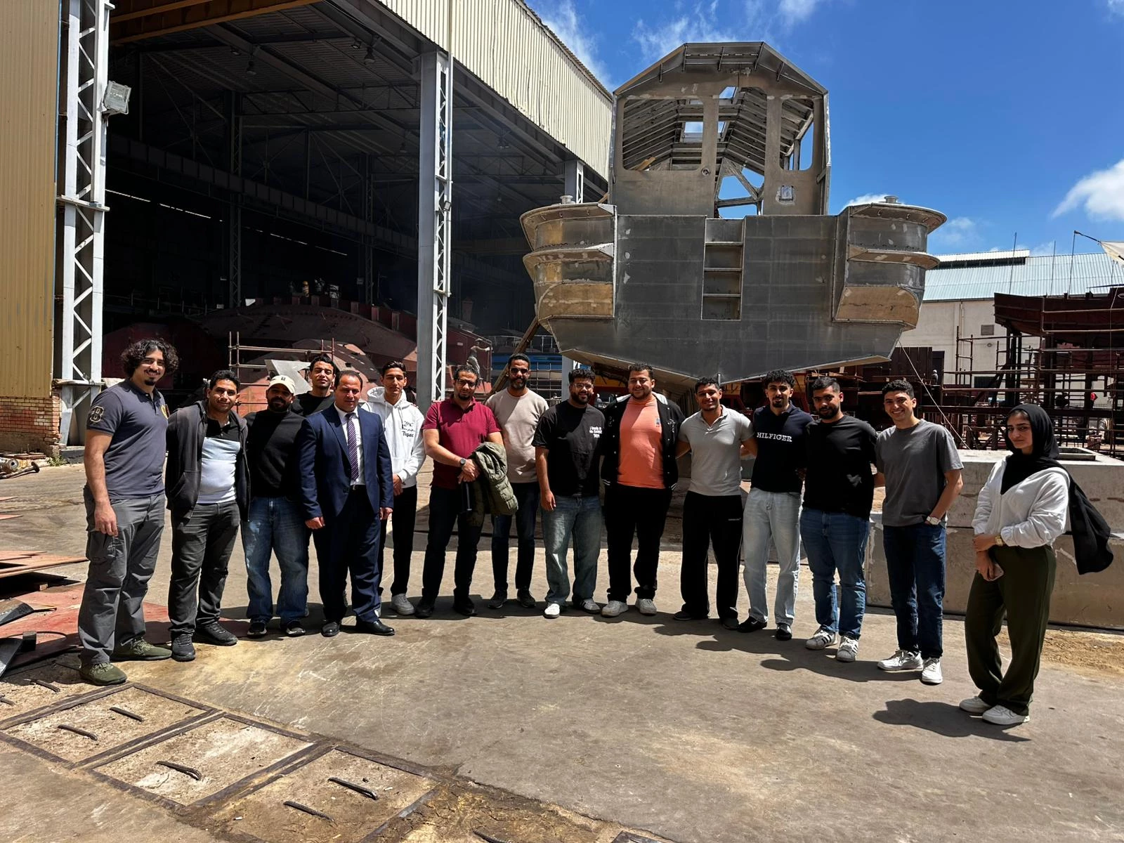 إصلاح و بناء السفن