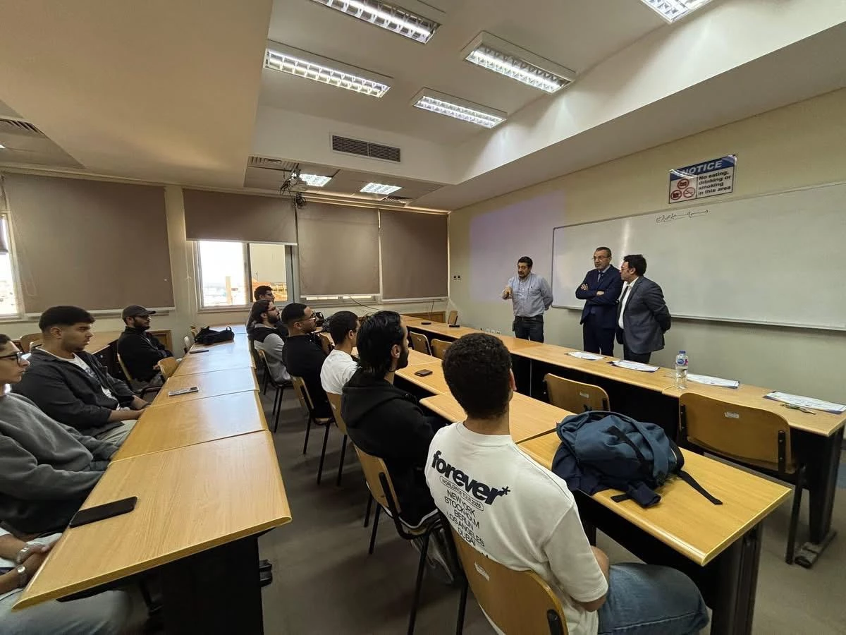 Awarding of Completion Certificates for the Educational Workshop to Students of the College of Engineering and Technology at the Main Campus in Abu Qir2