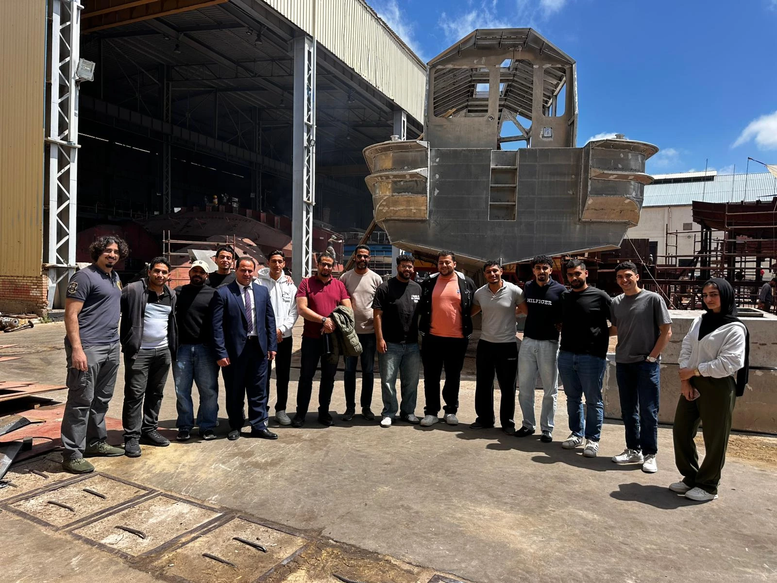 A visit to the Egyptian Ship Repair and Construction Company on 21-4-2026 ( the Marine Engineering Technology Department)4