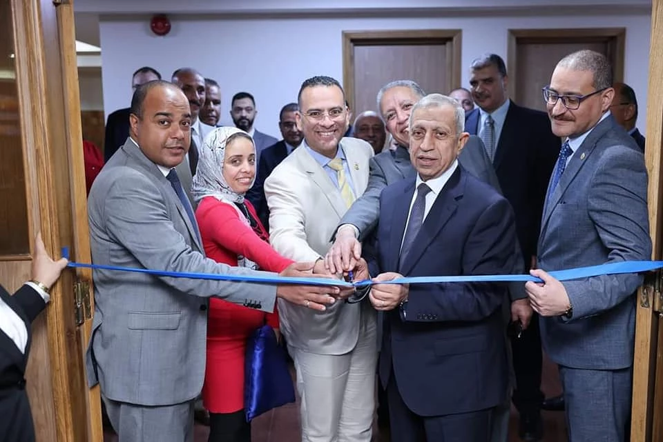 Professor Dr. Ismail Abdel Ghaffar Ismail Farag inaugurated the mobile testing equipment simulator and the renovation and development works of the main meeting hall at Port Training Institute2