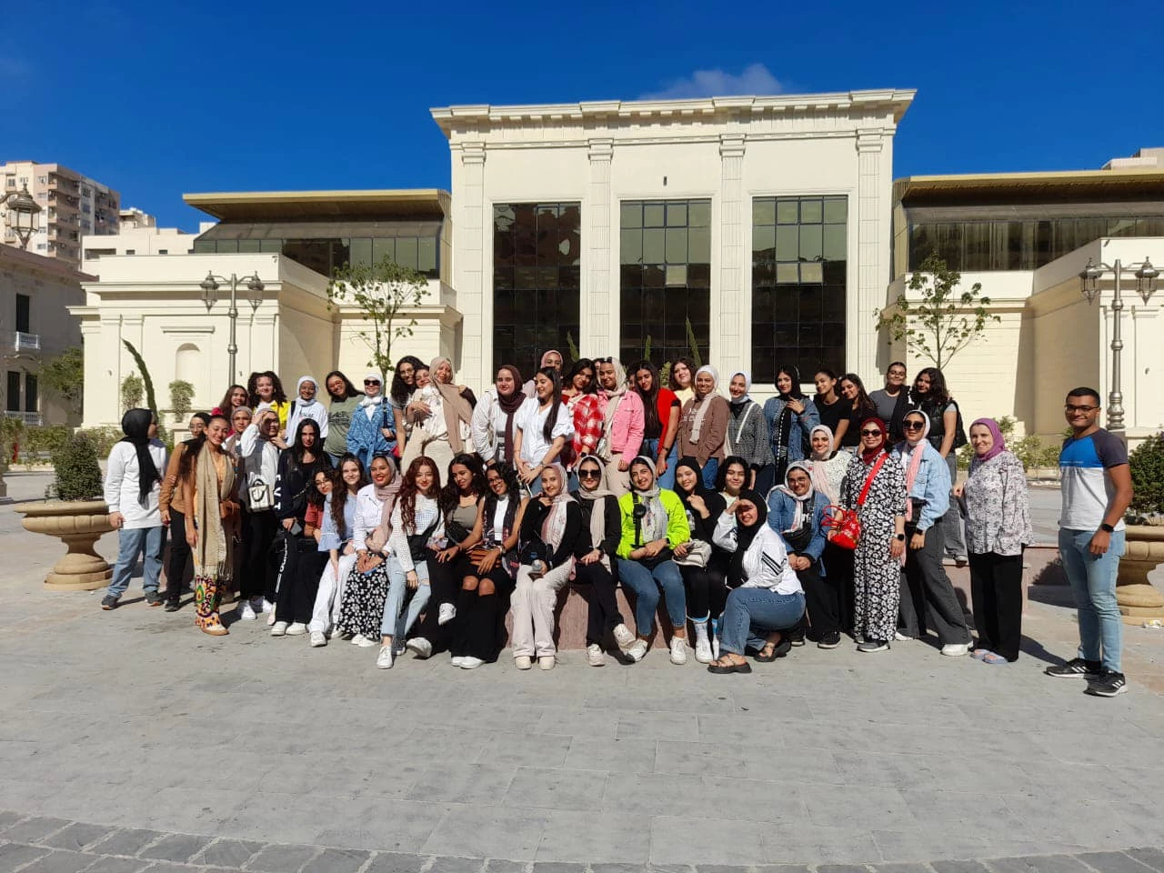 The Department of cultural and social activity in Miami organized scientific trips for students of the faculties of management, technology, language and media for more than one place over a whole month during the period from 30/9/2023 to 8/11/20239