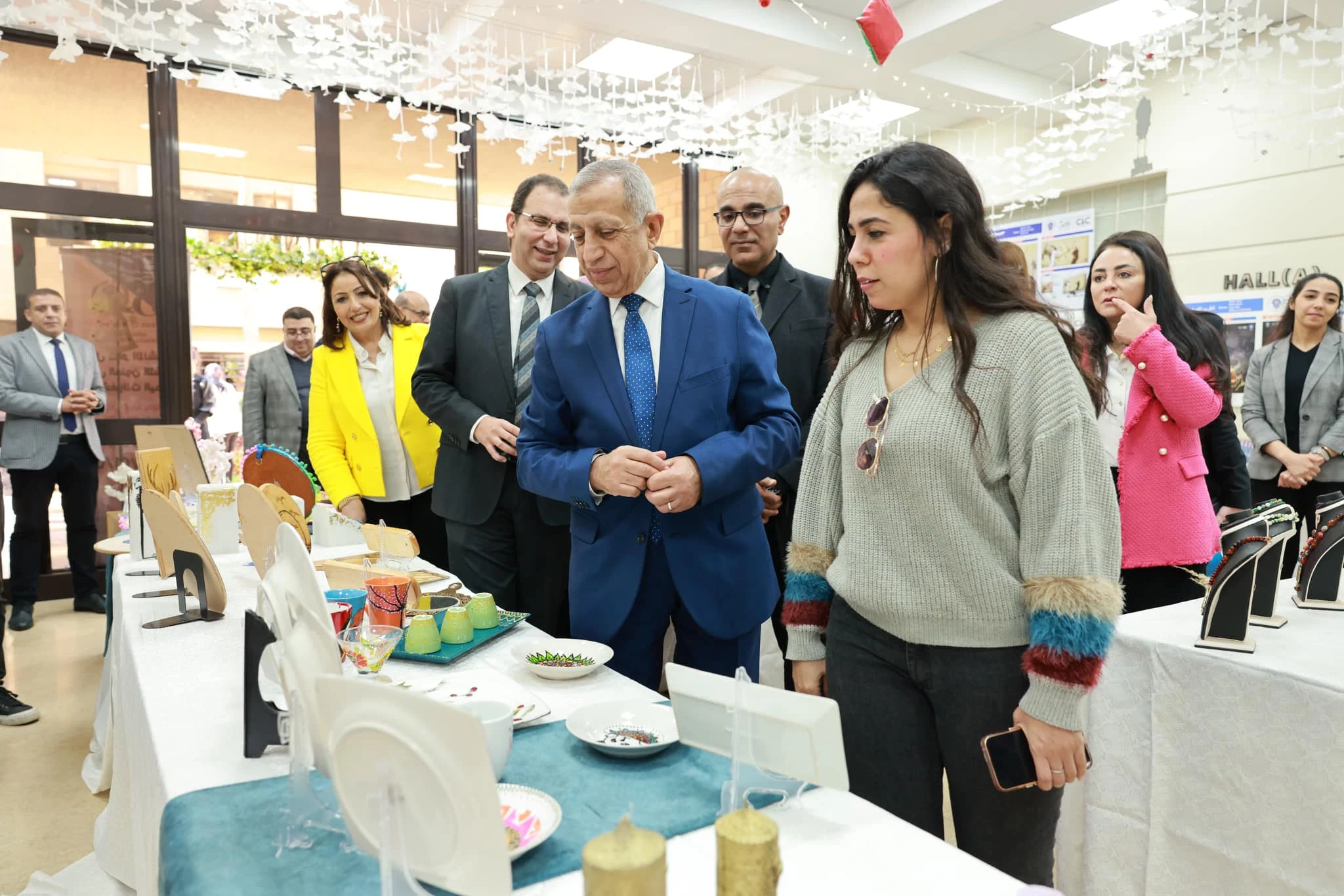 His Excellency Professor Dr., President of the Arab Academy for Science, Technology and Maritime Transport, opened the closing ceremony of activities and the exhibition of fine arts and handicrafts for students of the Faculties of Management, Technology, Language and Media in Miami on: 1/4/20244