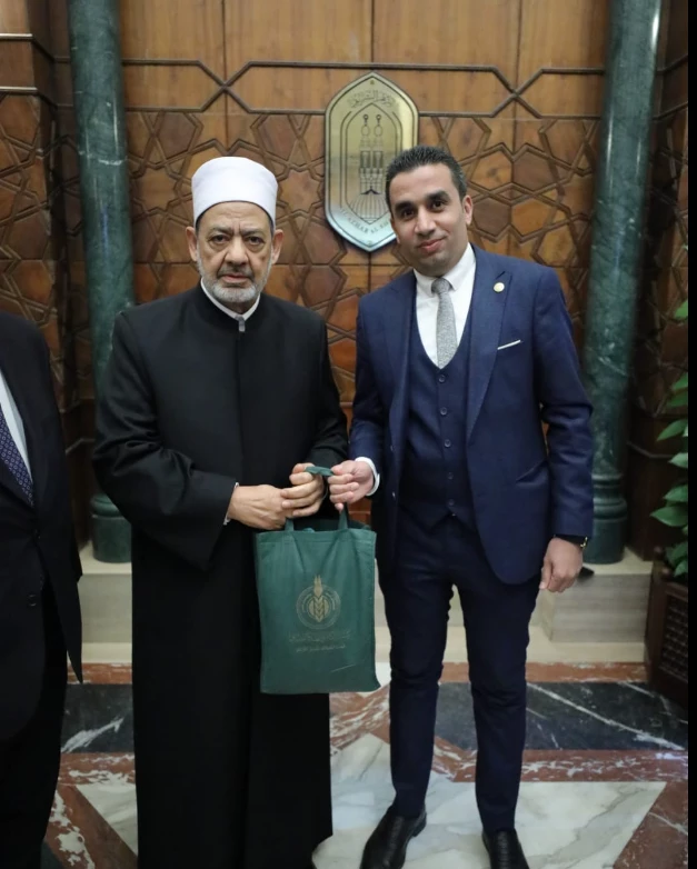 The visit of His Excellency the Professor/Dr. President of the Academy and his accompanying delegation to Al-Azhar Al-Sharif within the framework of the extended relations between the two sides on: 2/19/20245