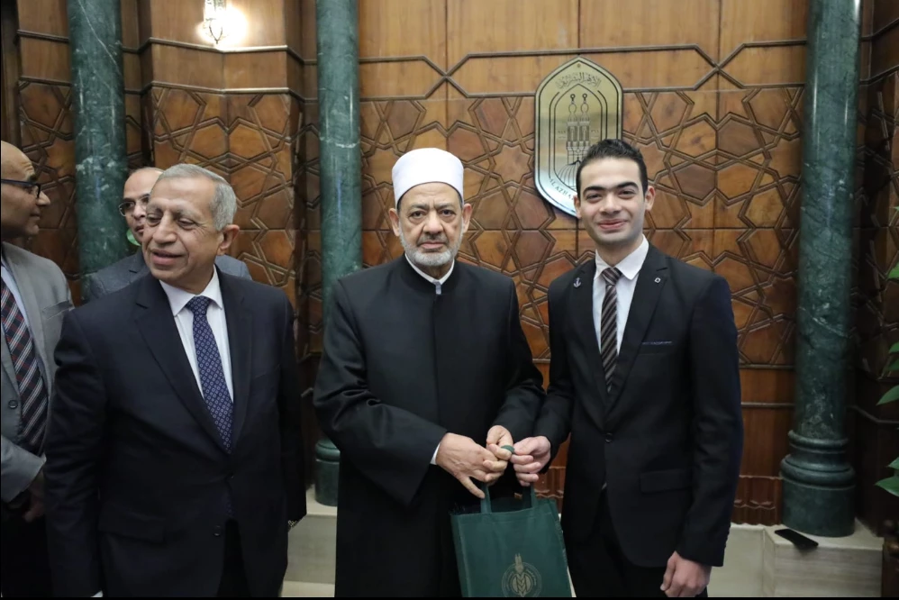The visit of His Excellency the Professor/Dr. President of the Academy and his accompanying delegation to Al-Azhar Al-Sharif within the framework of the extended relations between the two sides on: 2/19/20243
