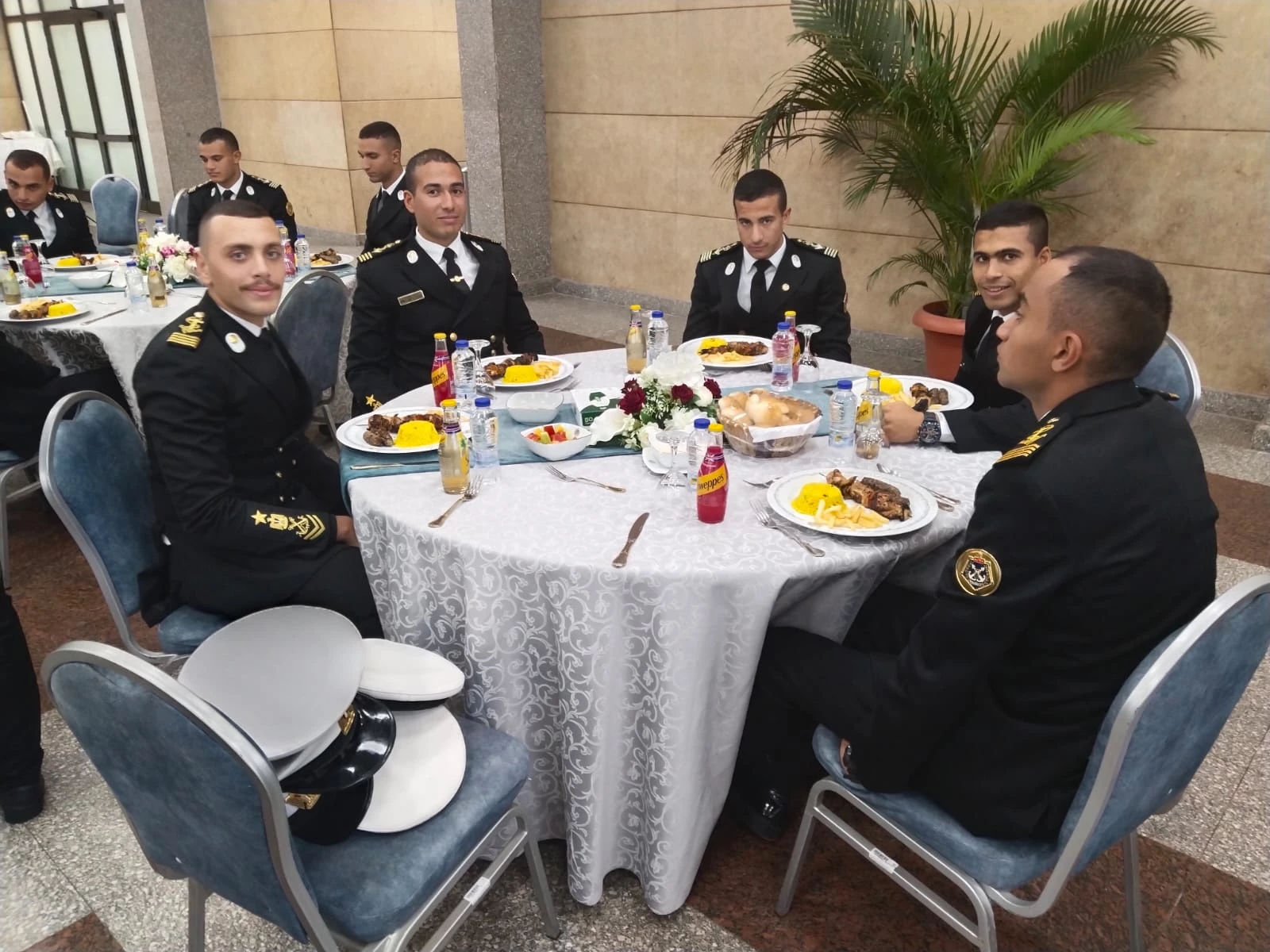Meeting with military student3