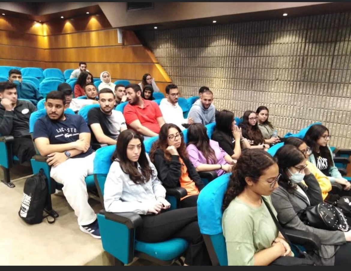 Students Meeting with Department Head